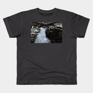 Waterfall through rocks Kids T-Shirt